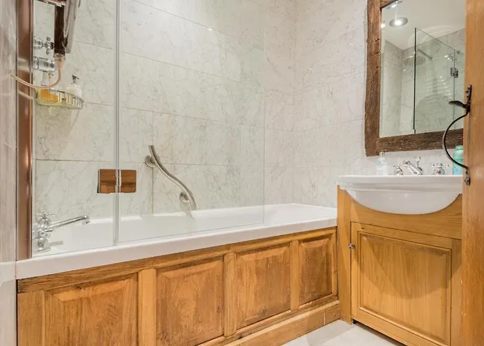 Holiday home 5 Bed In Holmrook Oc-sz259 *